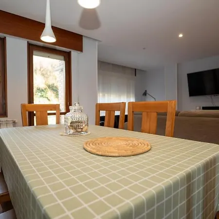 아파트 Cozy In Downtown